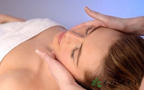 皮肤下垂按摩手法