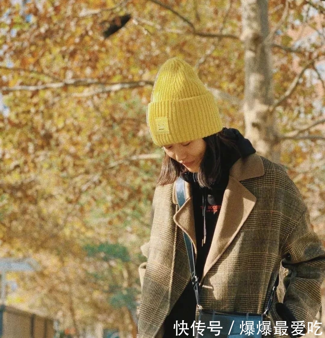 \"i1\": \"肉毒素瘦脸会肿吗\"把卫衣穿出了100 套感觉,终于可以偷偷分享给你们了!
