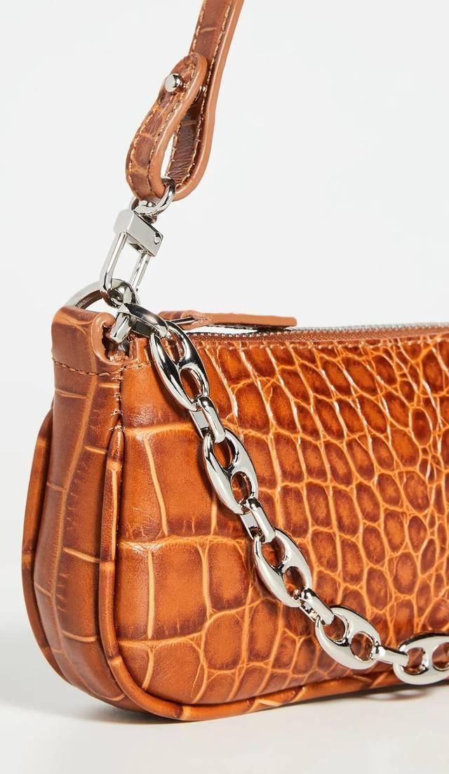  「链条」爆灯Ins圈的链条包，百元千元即入，今年选包原来看的是肩带！