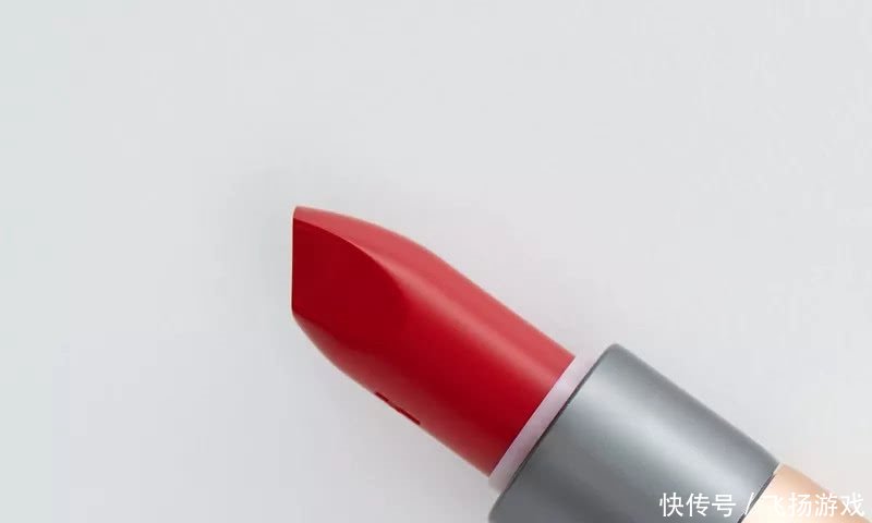 100元不到的口红，却比很多大牌口红还美、还好用