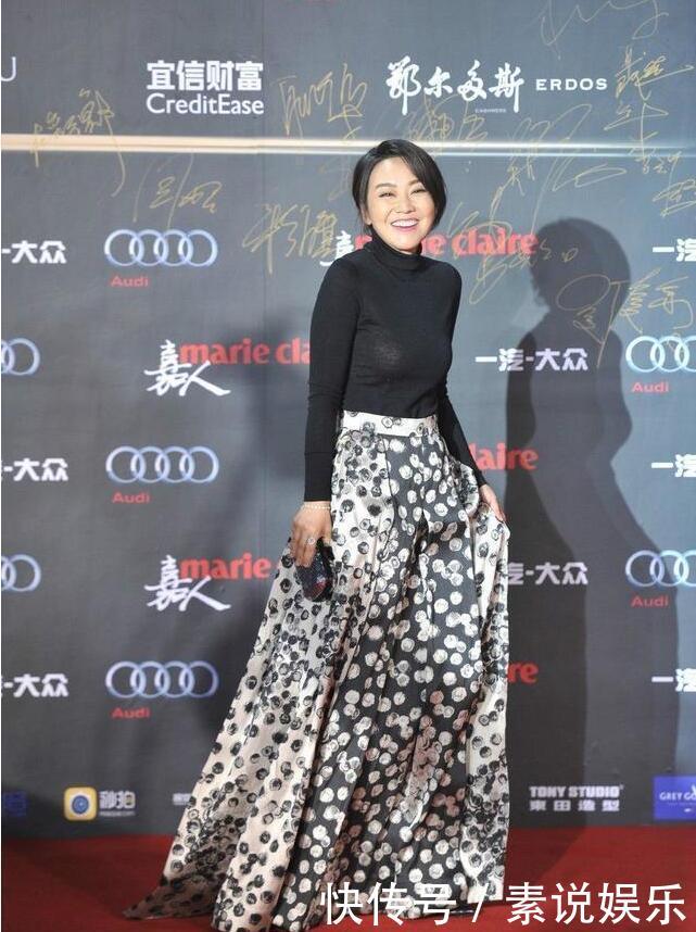 倪妮与闫妮只差一个字，看完穿搭还是选她，网友：无话可说