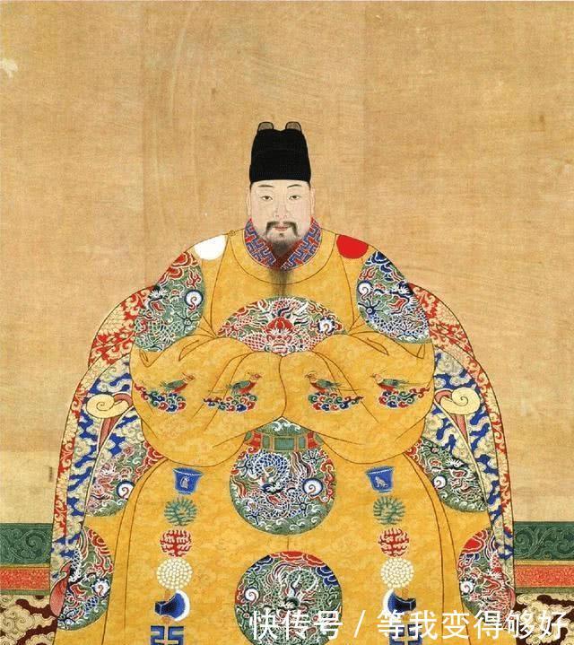  『祖上』老人拿出尚方宝剑，称祖上是朱元璋，专家这是文物，建议上交
