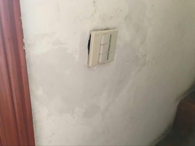 新闻晚餐我市一男孩受伤住院急寻家长是谣言|六安一司机为躲处罚