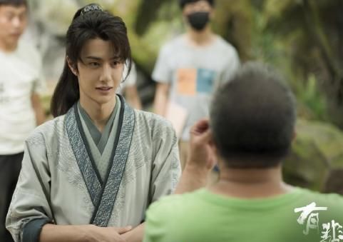 剧照@《有翡》剧照出炉:赵丽颖无需剧组“撑腰”,王一博让人一秒入戏