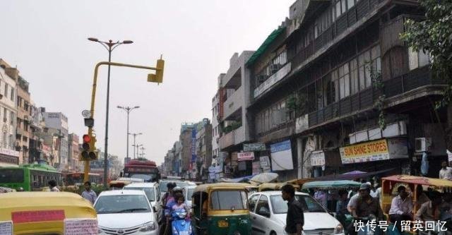 全世界最脏的首都，垃圾堆有17层楼高，城市里却没有公共垃圾桶