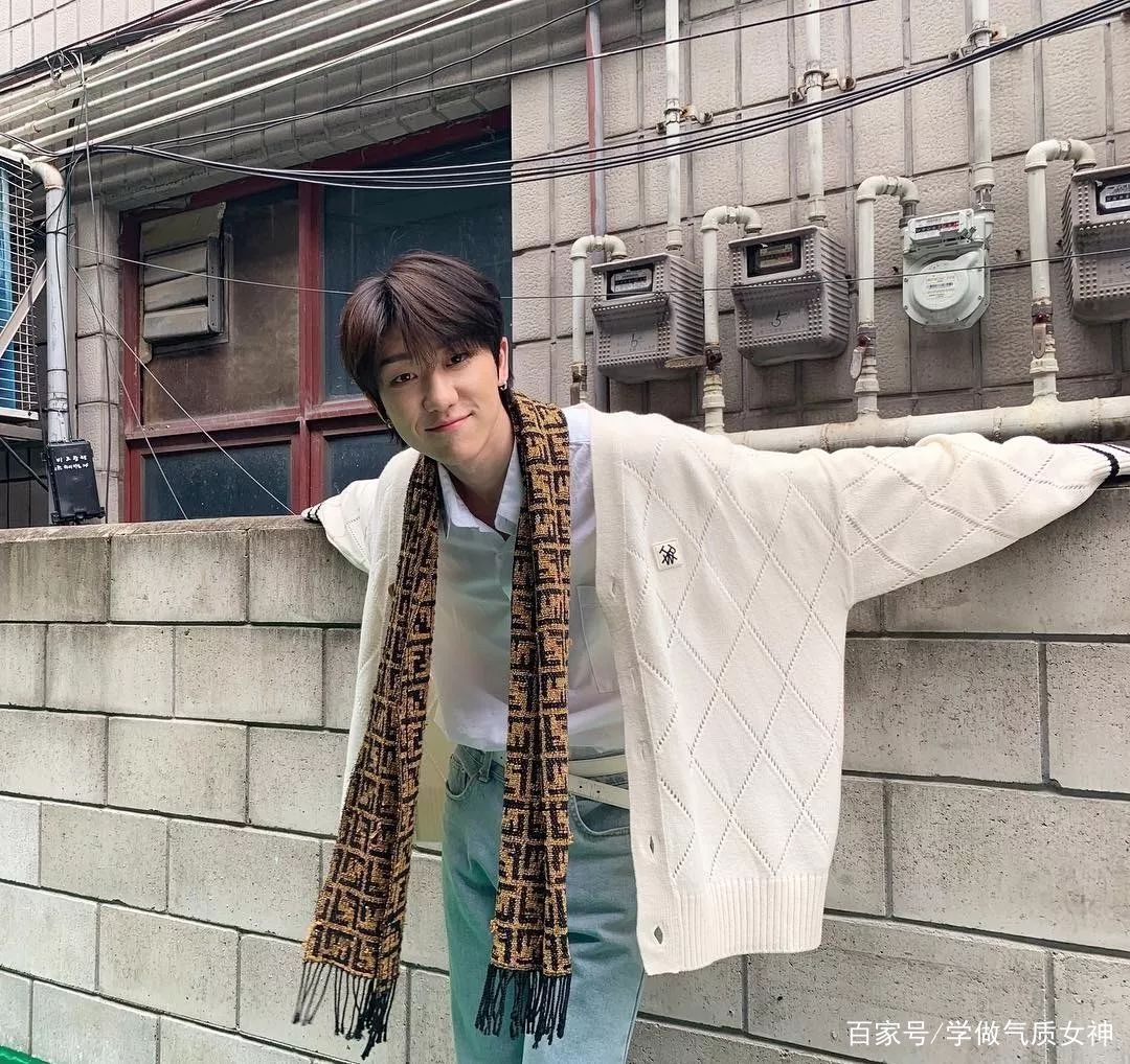  #气质#2020围巾流行这么系，气质又保暖，太好看了！