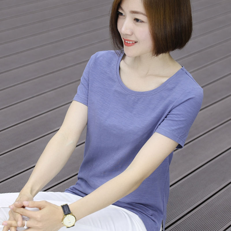 我的天!53岁妈妈穿着妈妈装出门，竟然被人叫小姐姐，忒显嫩了