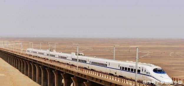  高铁■全球首条沙漠高铁，总投资1100亿元，不在中国却由中国人