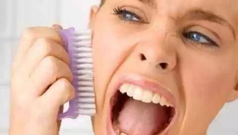 蒲公英大麦青汁■女人注意6大习惯“毁掉”皮肤,立刻改正,哪怕只改一个也好