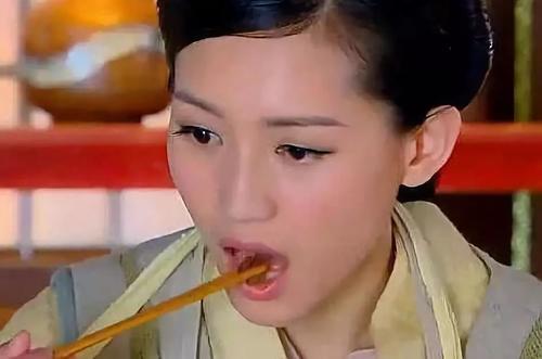 被杜海涛实名diss，把观众当傻子假吹！粉丝辩解：这是节目组的锅