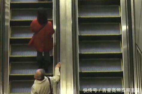 中国女孩到日本旅游, 因乘坐扶梯, 竟被所有人当成笑话