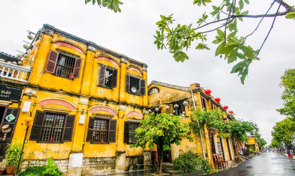 中国游客到越南旅游，发现街上到处都是汉字，感觉没有出国！