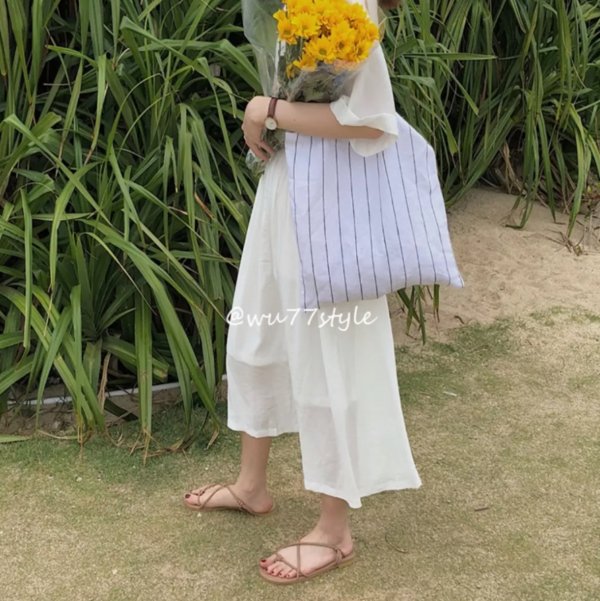 30元的T恤，60元凉鞋，70元的连衣裙，这家店好看到飞起!