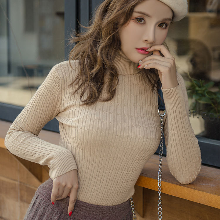 入秋后这么穿出门，秀出好身材太迷人，难怪众人都羡慕呢