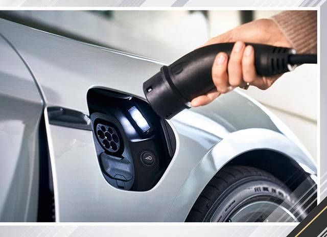  【球执行董事】奥博穆：保时捷正处于电气化发展的最佳时机