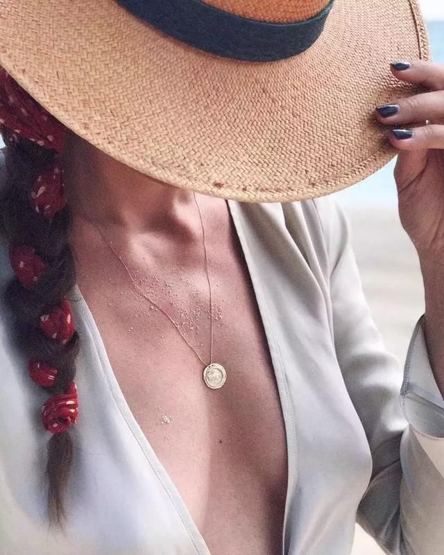 同样是买买买，为什么她们能穿出质感？