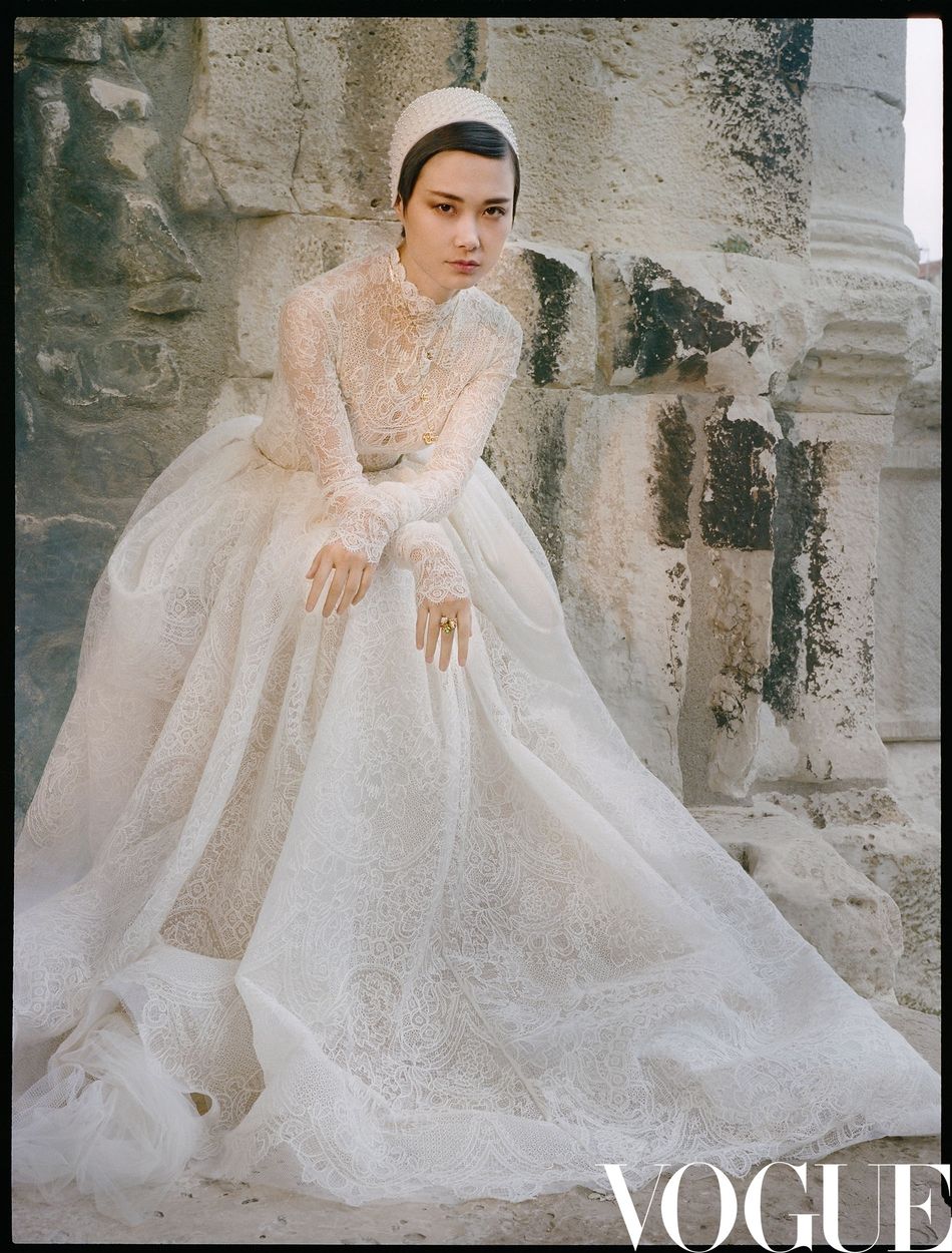 原来春哥那么有女人味!李宇春时尚封面大片曝光