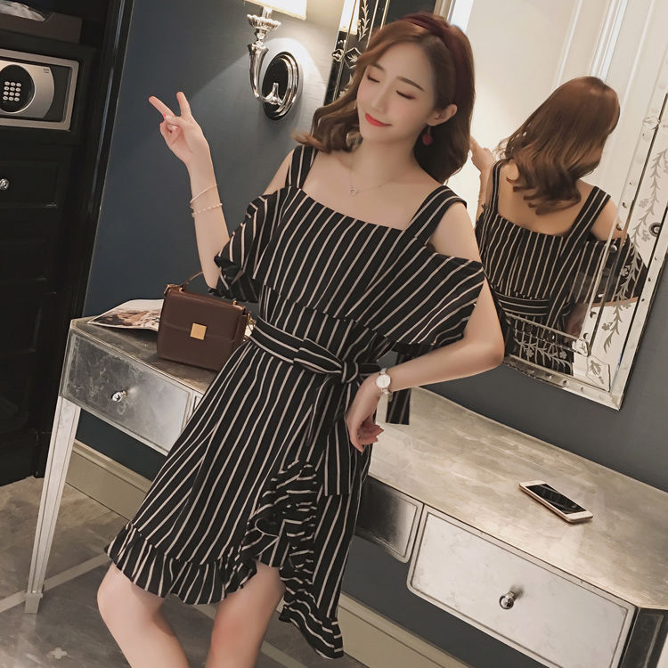 掀衣喂奶有点尴?有了“隐形”哺乳衣，优雅喂奶不走光，告别尴尬