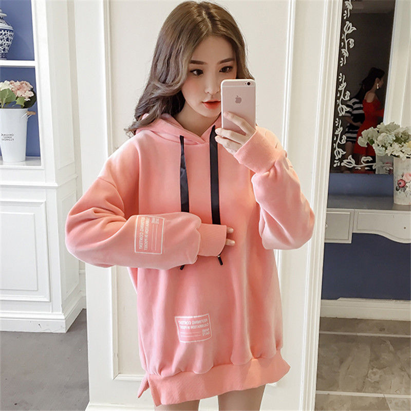 有一种裙，叫“卫衣裙”，上身确实美腻时髦，穿上超舒服