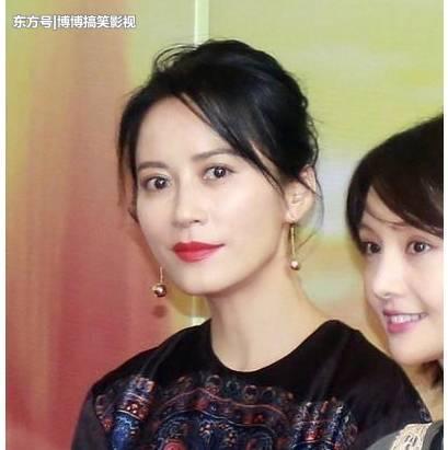 46岁俞飞鸿气质炸了，同框26岁郑爽简直秒杀，网友直呼太嫩了