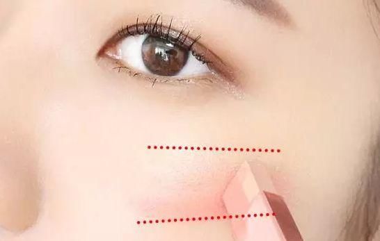 10秒就能撸个妆，哪个女人还素颜？