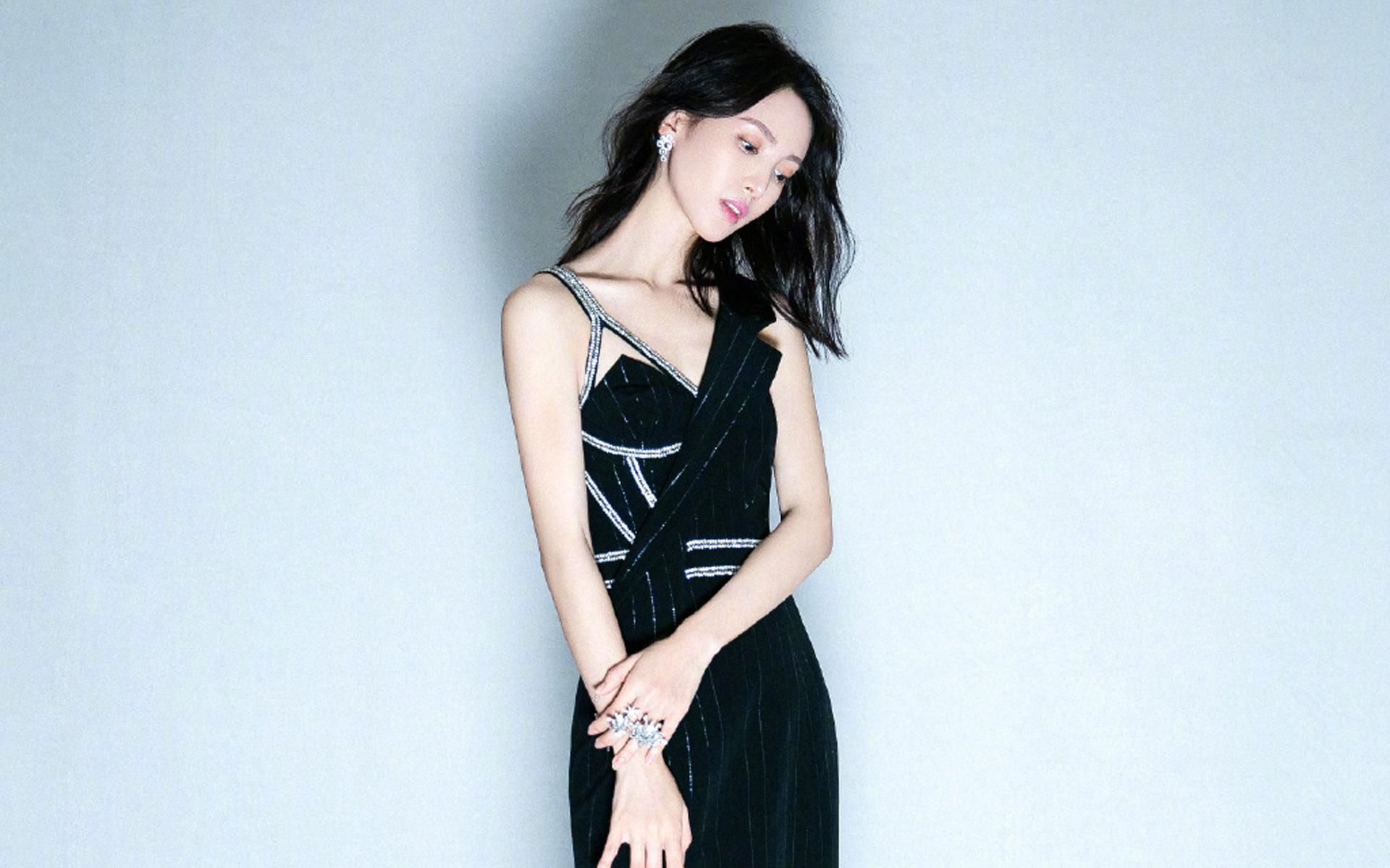 金晨性感妩媚写真图片桌面壁纸