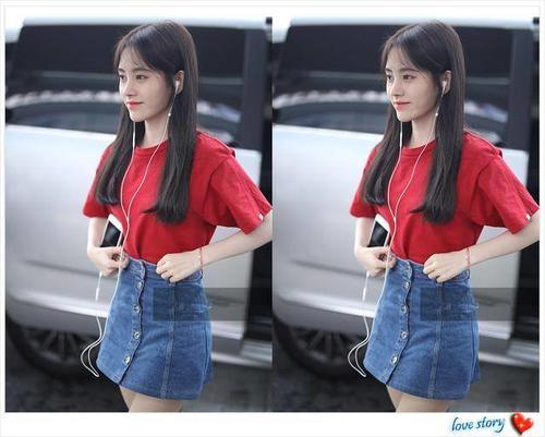 鞠婧祎穿牛仔包臀裙窈窕紧致，网友：终于见识了真正的杨柳细腰