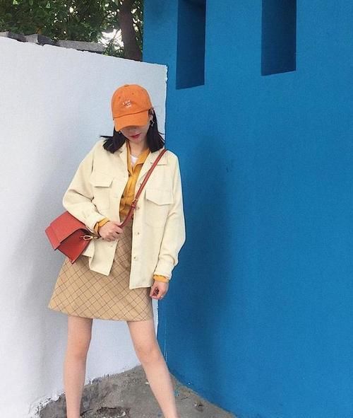  『怪圈』小个子女生走不出矮圆矬的怪圈？5个穿搭技巧，打造高挑身材