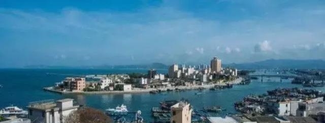 川渝城市群被国家选中的城市，不是自贡也不是泸州，未来一飞冲天