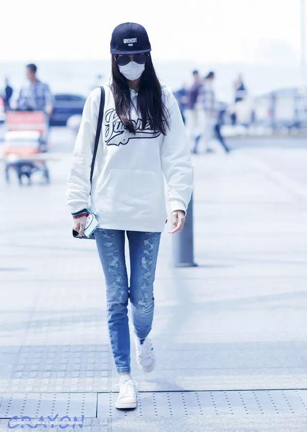 纳尼| 唐嫣快要嫁给罗晋了?就连衣品也变更高级了!