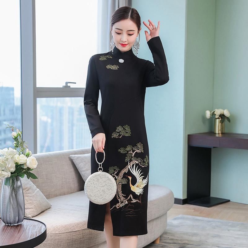 如果不缺钱，试试下面这些秋裙!端庄大气，中秋节聚会美丽又动人