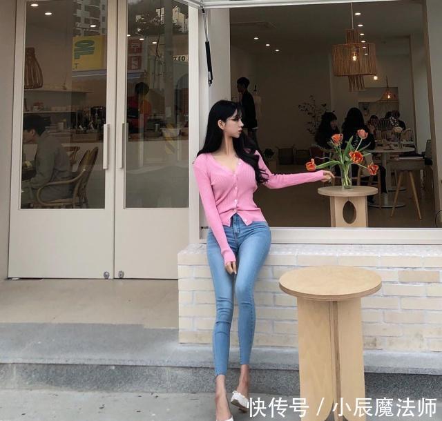 『自信』青春活力牛仔裤,彰显自信从容魅力,纤细腰线温婉甜美魅力无限!
