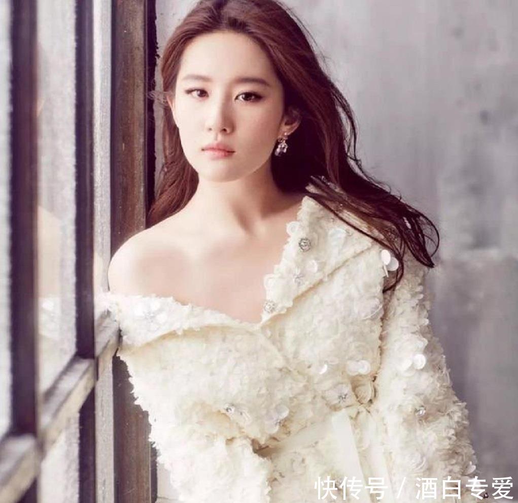 面膜@美人靠“养”不靠“妆”!坚持做好这4点,让你皮肤“白到发光”