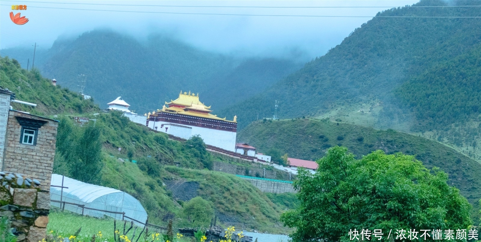 成都亚丁十日行之夜宿香格里拉民宿,藏式风格还便宜,值得一试