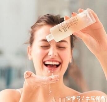 『速速』三天就可白一度 在家别闲着这样做速速白起来