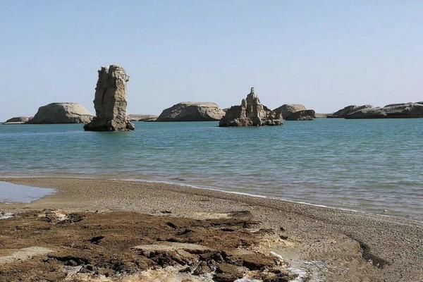 可可西里无人区  盐湖沙漠雅丹雪山湖泊草原原始风貌生机盎然