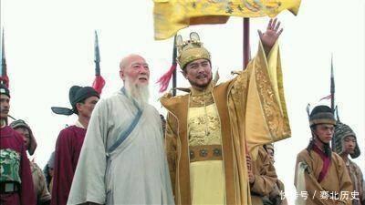 朱元璋进寺庙上香，问和尚朕要跪拜佛吗和尚的回答绝了