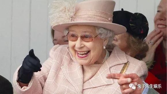 伊丽莎白女王，年轻时竟美的不可方物！