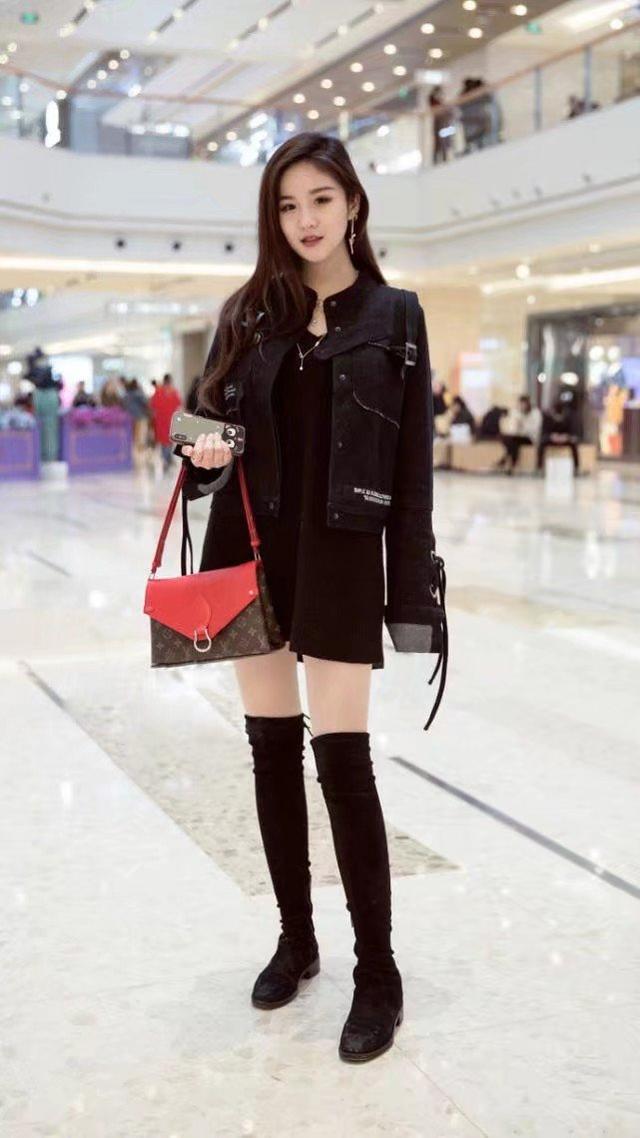 街拍女孩：独特靓丽肌肤白皙，简直美爆了！