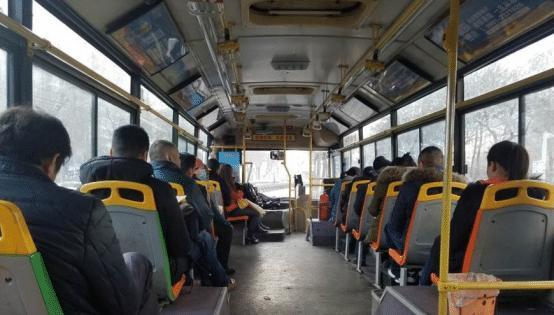 为何公交车开得这么猛却很少出车祸？答案说出来你或许不信！