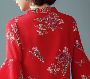 女人过50岁,尽量穿的高雅点,穿衬衫搭牛仔裤,瘦美嫩出新高度