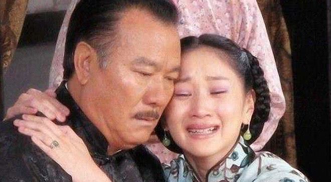  「现状」亲自执导作品担任主角拿影帝，提携过周星驰，现状又如何