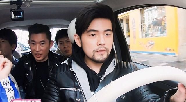  『无聊』周董的首档真人秀到底有多无聊？免费听歌可还行……