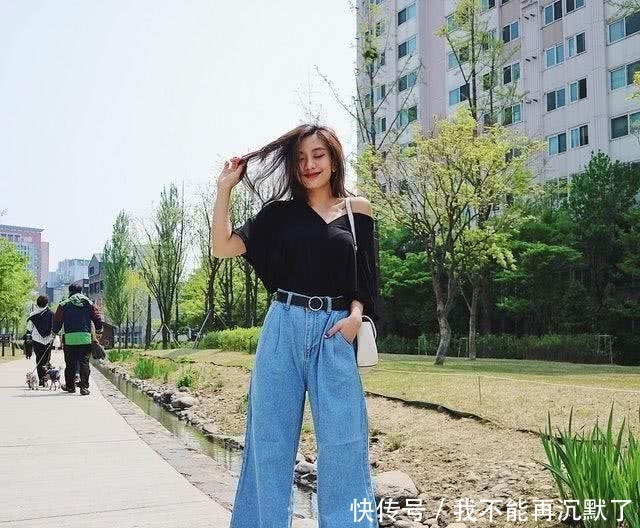 分享她@149cm女生同色系穿搭视觉增高,高腰阔裤配它至少高10cm?