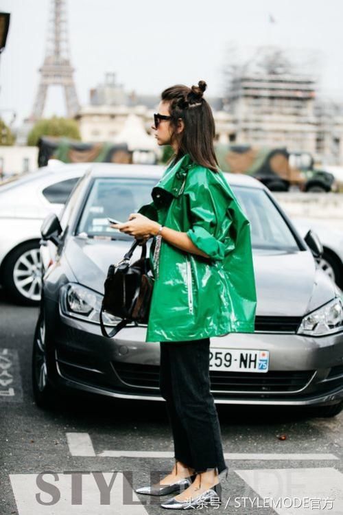 这个秋天，光感漆皮才时髦拉风！
