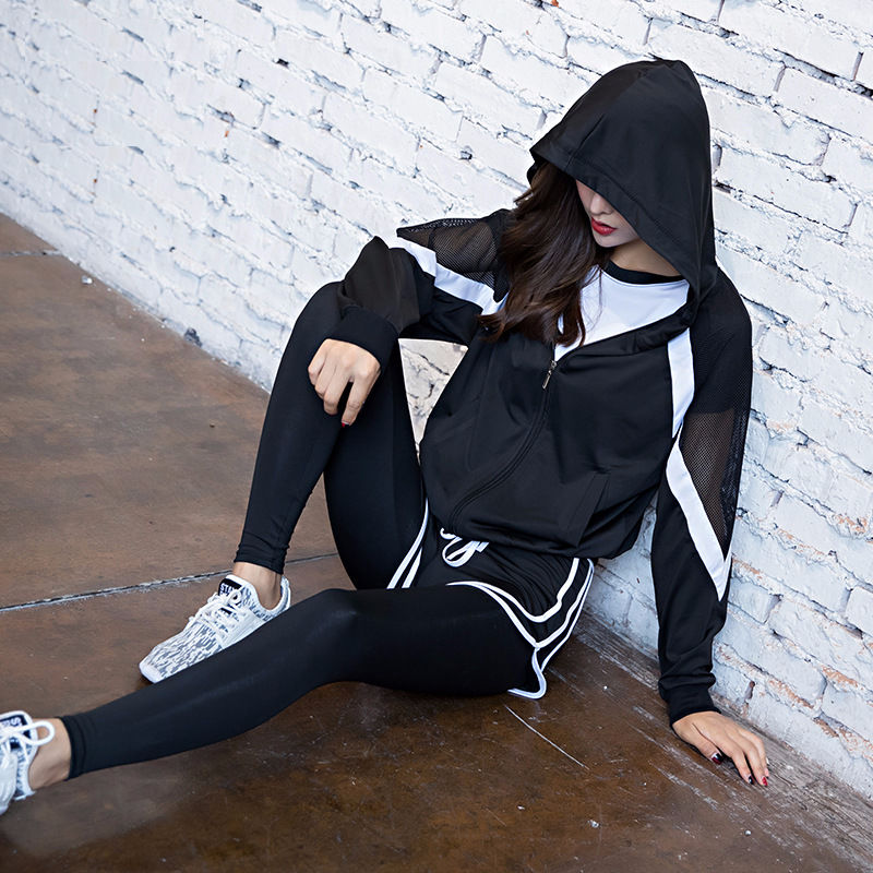 比三伏天更火爆的健身服，前凸后翘，让你成为健身服最耀眼的明星