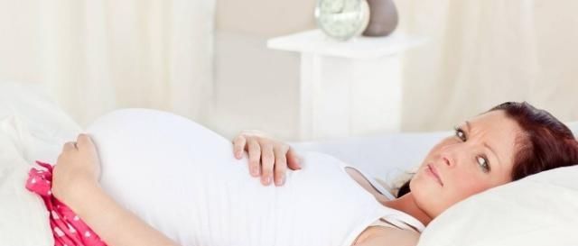  「睡觉」怀孕后，妈妈睡觉若有这3种“表现”或许是宝贝在向你透露信息！