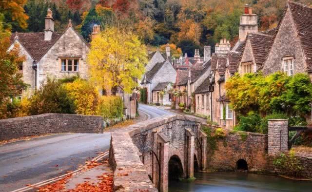 除了工业发达,英国还有被誉为“最美乡村”的科茨沃尔德