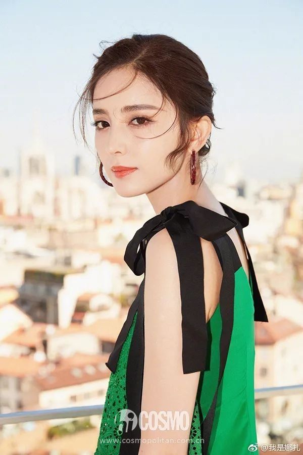 彩妆迷 | 黄皮唇膏非它莫属，买了这枫叶色其他的都能扔掉!