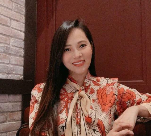  [能力]谢依霖生育频率远超普通女性：有一种女人，从来不怕被孩子拖累